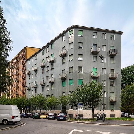 Insubria 8-2 - Monolocale Cool Apartment มิลาน ภายนอก รูปภาพ